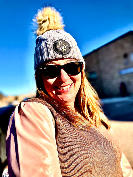 The Captain’s Room Ladies Heather Gray Faux Fuzz Top